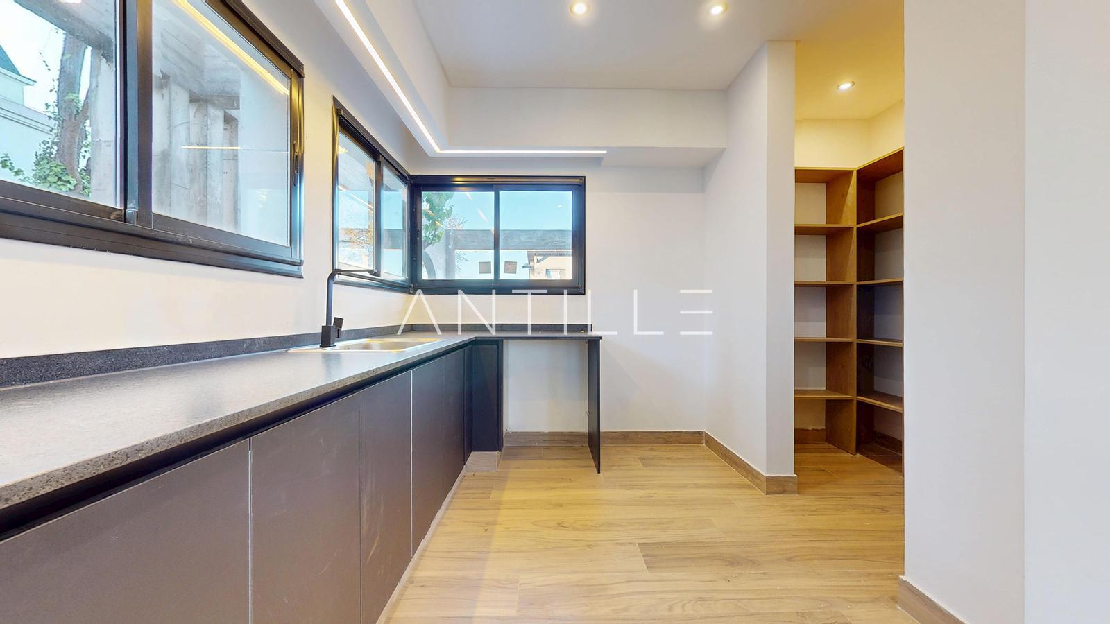 COCINA 6 CASA EN GREENVILLE POLO 
