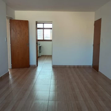 Exclusivo departamento de dos dormitorios,Piso 8 Reciclado en Calle San Lorenzo, Ciudad de Mendoza