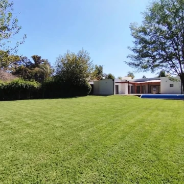 Venta Casa 4 Ambientes A Estrenar Piscina Losa Radiante Loma Verde Escobar Apto Credito