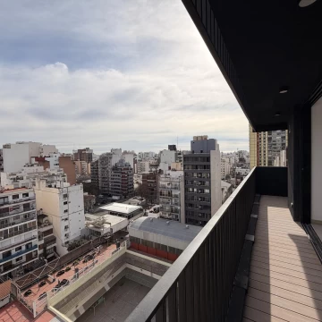 3 ambientes con amenities y balcon al contrafrente en Caballito