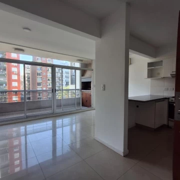 2 ambientes| Alquiler en V. Urquiza| Con cochera y parrilla