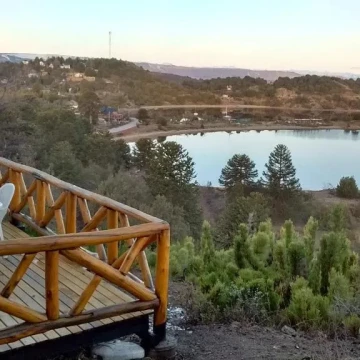 Hostería 9 hab.   4 cabañas  3*