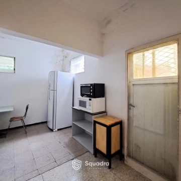 1786025560.jpg