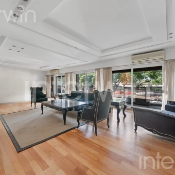 Departamento en Venta - 5 amb - Cochera - Baulera - Patio - Reciclado - Palermo - Las Cañitas