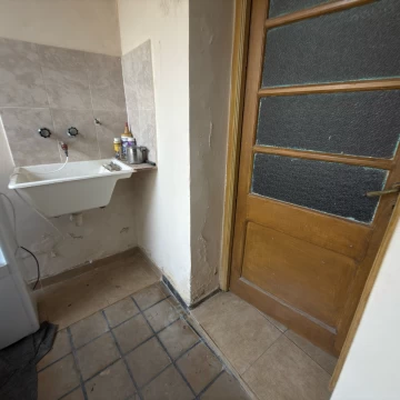 1786029436.jpg