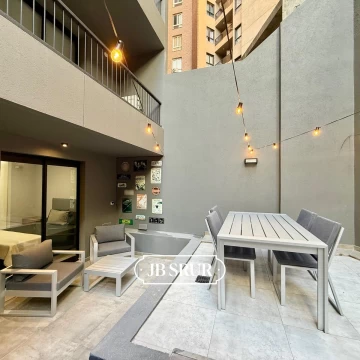 Departamento en Venta amoblado con amplio Patio  de 2 Dormitorio a Estrenar en Nueva Córdoba