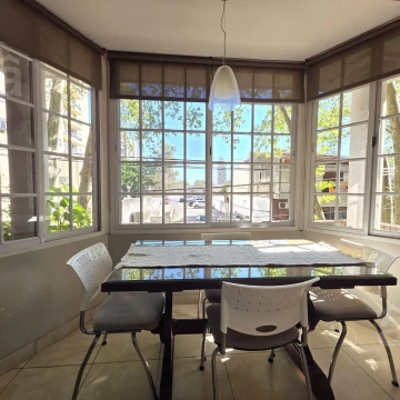 Departamento en Venta en Villa Ballester - Tres Ambientes con Cochera y Baulera