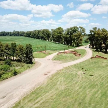 Venta Terrenos  Club de Campo Los tres Pinos-Barrio El Estribo GENERAL RODRIGUEZ