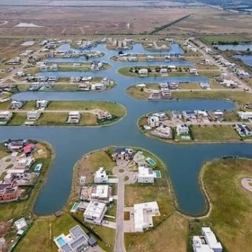 Lote Terreno en Barrio Gaboto 948 m2 - Pueblos del Plata - Hudson