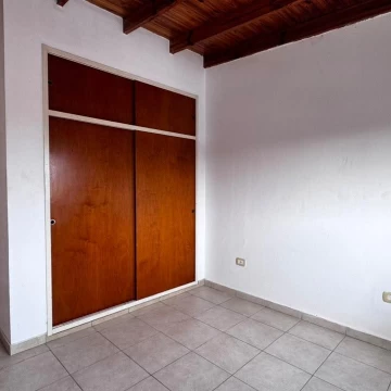 1786098255.jpg