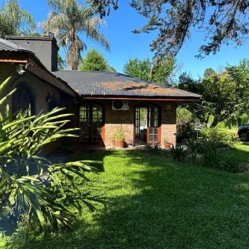 VENTA - Casa 2 dormitorios Pilar La Herradura  Lote 2.200m2