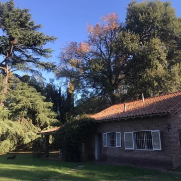 Venta Casa 2 dormitorios Pilar Manuel Alberti Barrio San Luis  parque 2100mt2