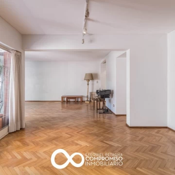 Venta. Apto Credito. Departamento 4 ambientes. Cochera. Baulera. Belgrano