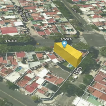 Venta casa en doble lote, Pompeya, cochera doble, posibilidad 3 unidades