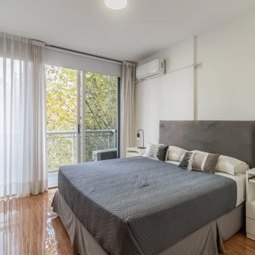 SEMIPISO 3 ambientes. Suite. Balcón amplio. Palermo Hollywood. Apto crédito. Apto profesional. Bajas Expensas