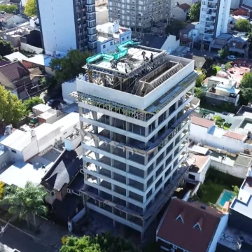 Departamento en Venta en Caseros. 2 Amb. 9° piso Frente. En Construcción. Entrega: 08-2027