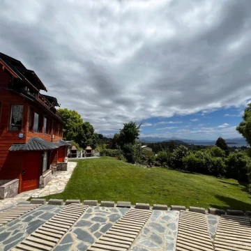 Casa en venta de 8 dormitorios, Belgrano al 300,San carlos de Bariloche