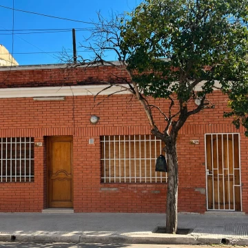 Casa en Alto Alberdi