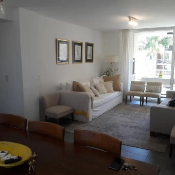 3 ambientes con parrilla en venta en San Isidro Central