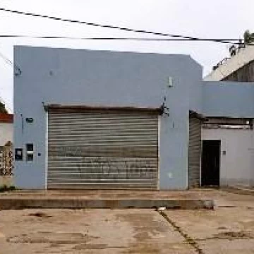 Local 200m2 -ideal Consultorios-Centro Medico-Oficinas-Quilmes Oeste