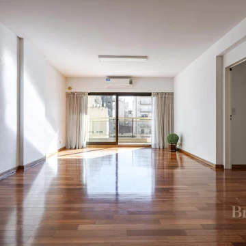 Departamento en venta de 4 ambientes con cochera fija seguridad y amenities