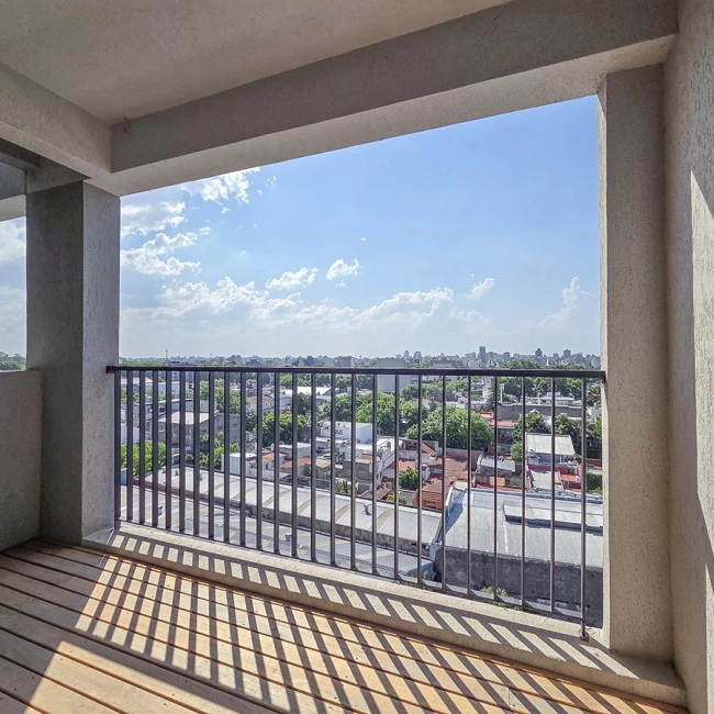 VENTA DEPARTAMENTO 2 AMBIENTES PARQUE CHAS CON BALCON  ESTRENAR