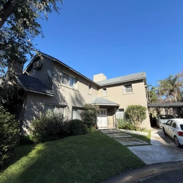 Casa Venta en Los Angeles  Village 100