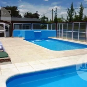 Complejo de cabañas 12 hab. 2*