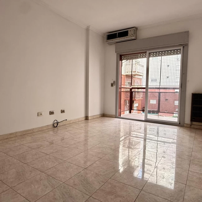 Venta Departamento 3 ambientes con Balcón y Pileta en Palermo Hollywood