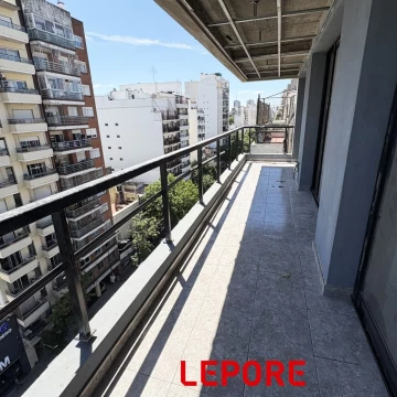 1 AMBIENTE | Av. San Juan al 3900