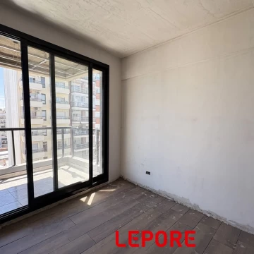 1 AMBIENTE | Av. San Juan al 3900