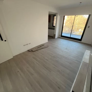 Departamento en Crespo y Montevideo