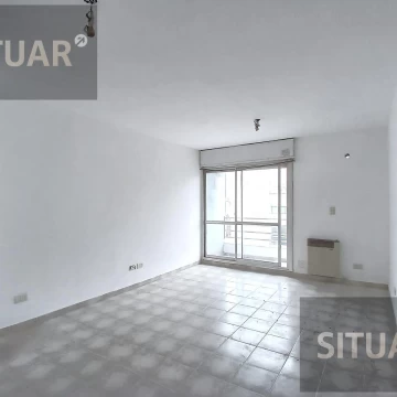 VENTA Departamento 3 Ambientes PISO ALTO con balcon, cochera APTO CRÉDITO, profesional, commercial