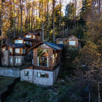 Casa y cabaña en Alihuen Alto