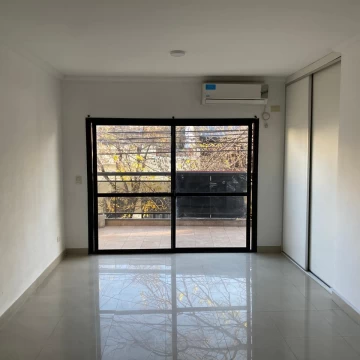VENTA DEPARTAMENTO MONOAMBIENTE FLORESTA