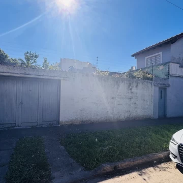Terreno en Bernal con garaje