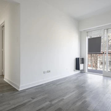 Venta Departamento 3 ambientes con balcón Impecable, apto crédito en Colegiales