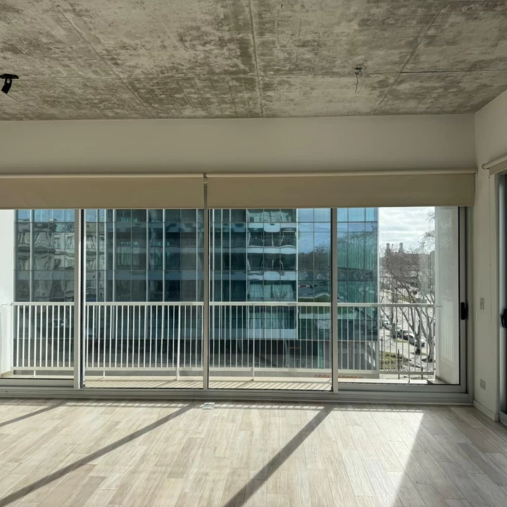 Monoambiente de 51m2 con cochera en Distrito Quartier Retiro. VENTA
