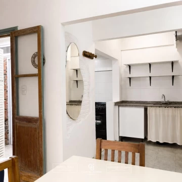 Venta 2 ambientes Charcas 4700