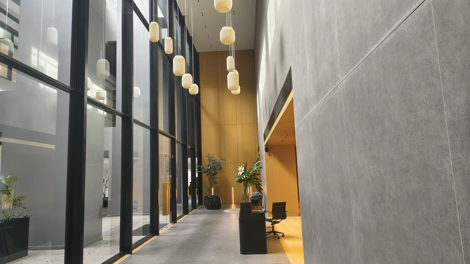 HALL PLANTA BAJA TORRE ARRIBEÑOS