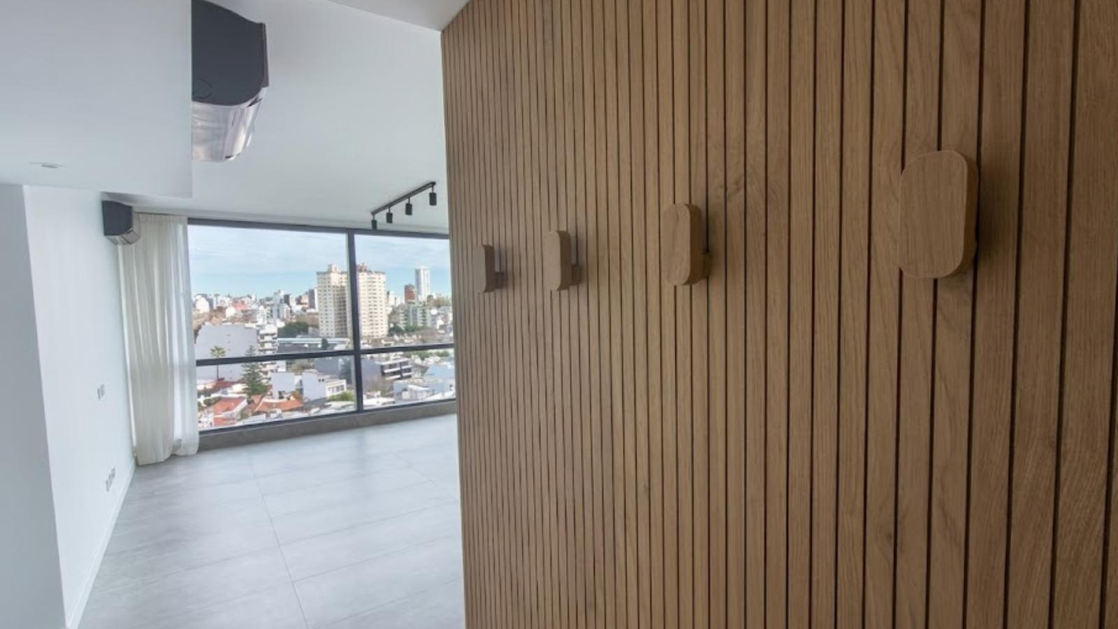INGRESO AL LIVING COMEDOR