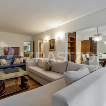Venta Departamento en Belgrano 3 amb c/dep y cochera
