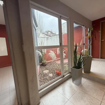 ALQUILER COMERCIAL PH EN COLEGIALES