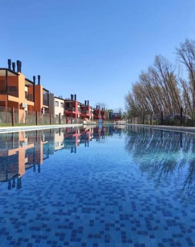 Piscina uso comun.