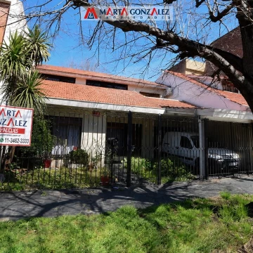 casa en venta villa sarmiento cinco ambietes zona ward