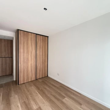 Departamento de un dormitorio a estrenar zona Lourdes