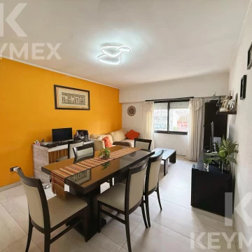 PH en venta 2 dormitorios la plata con patio y parilla