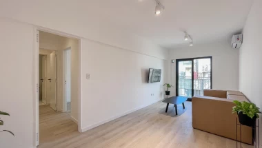 Venta Departamento Zona Rio, Rosario 2 dormitorios restaurado c/ cochera