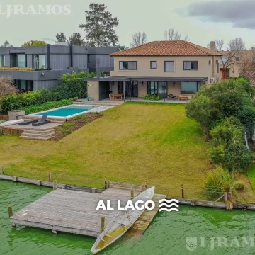 Casa a la laguna con 4 dormitorios en alquiler en Santa Bárbara.