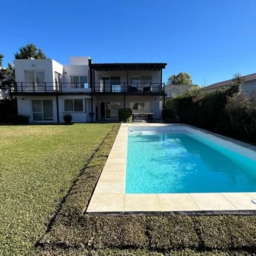 Casa Exclusiva con salida Nautica en Barrio San Marco - Villanueva